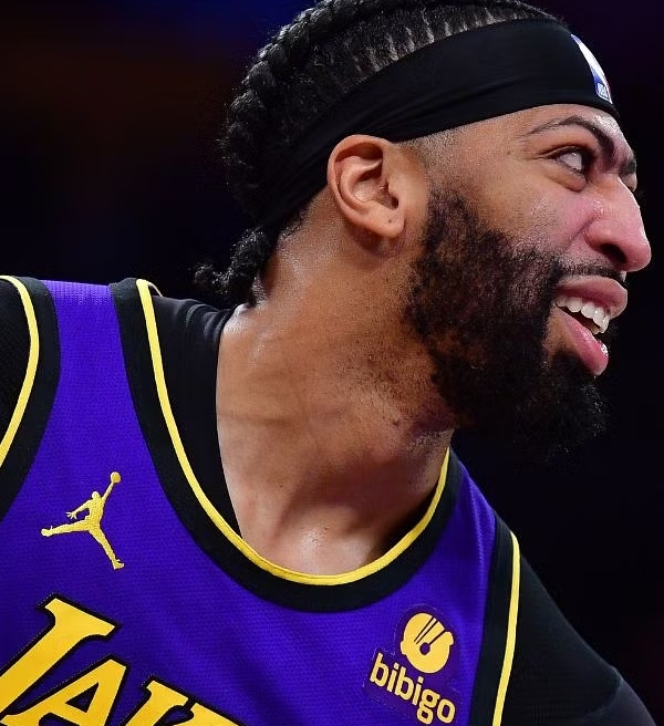 Anthony Davis traça metas para a segunda metade da temporada e avalia o atual Lakers