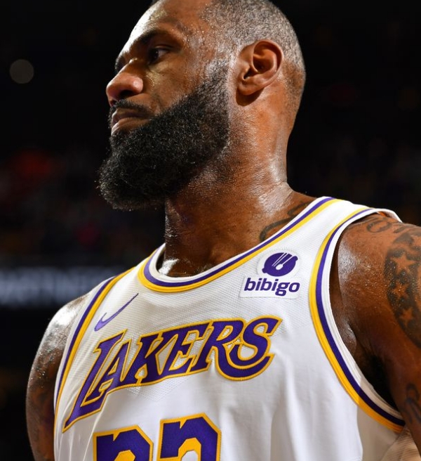 LeBron pontuou o maior erro do Lakers na partida contra o Suns