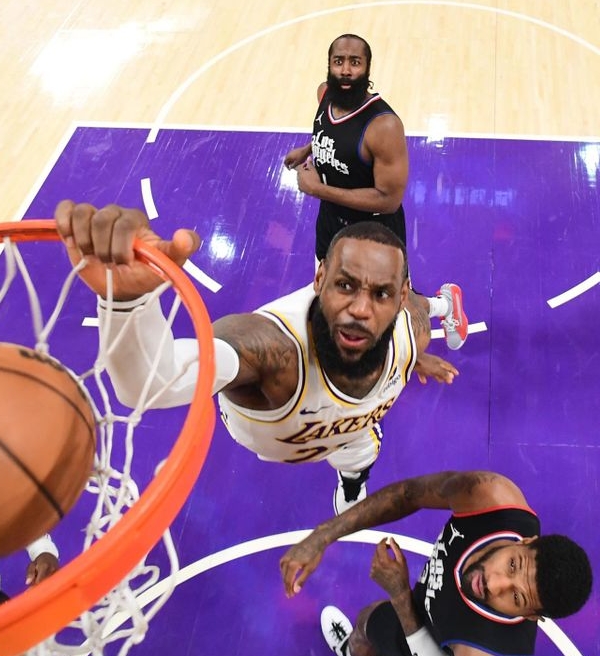 Lakers x Clippers: onde assistir o duelo de Los Angeles hoje ao vivo na NBA