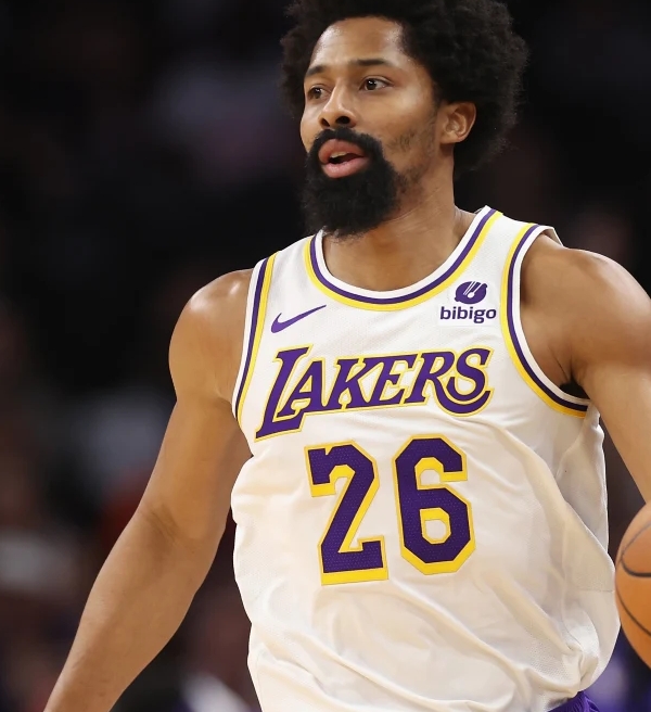 Darvin Ham fala sobre início muito ruim de Spender Dinwiddie no Lakers