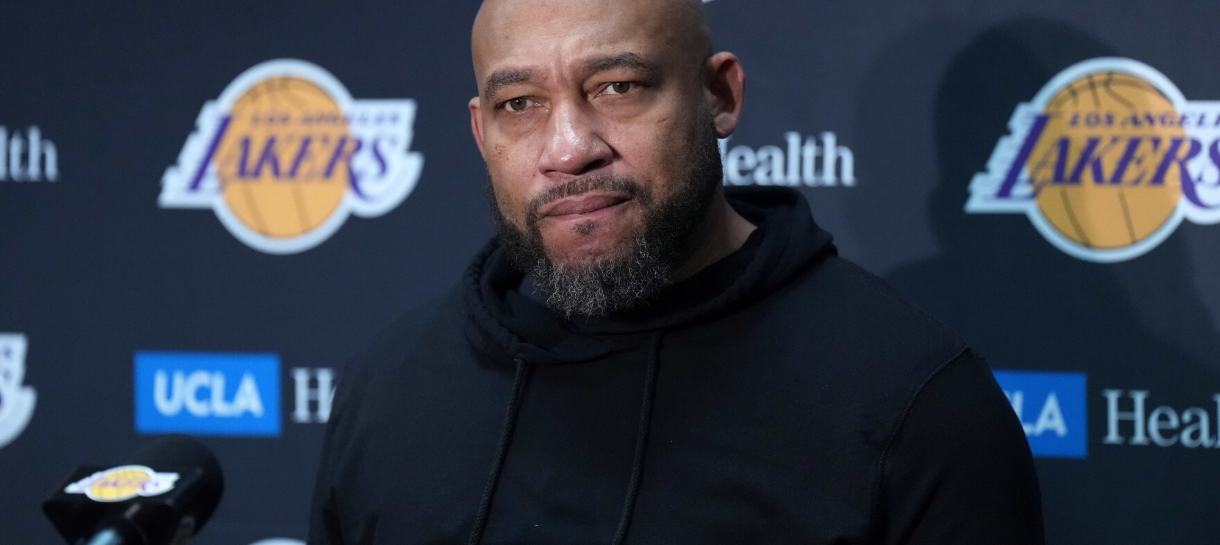 NBA: Lakers perde mais um jogador por lesão