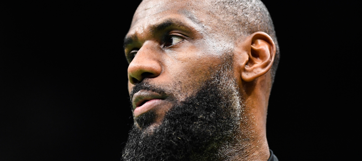 NBA: LeBron James diz que não se importa com classificação do Lakers