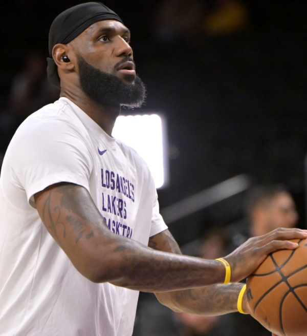 NBA: LeBron James pode desfalcar o Lakers contra o Bucks