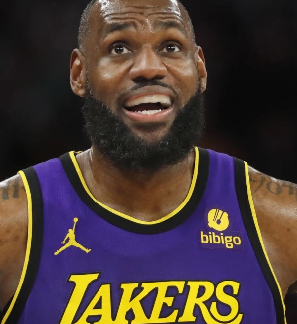 NBA: LeBron James reage a grande atuação de D’Angelo Russell em vitória do Lakers sobre o Bucks