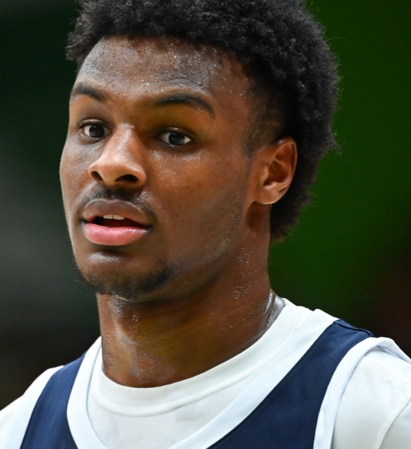 NBA: Todos os times estariam se preparando para draftar Bronny James