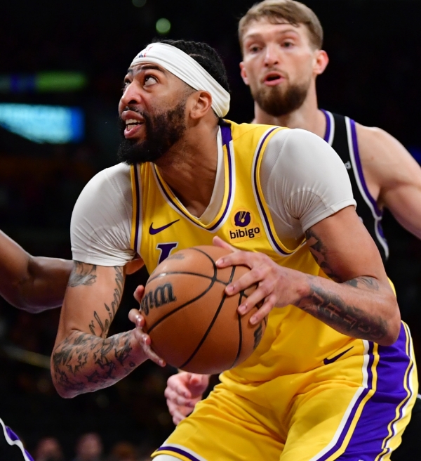 Darvin Ham sai em defesa de Anthony Davis após derrota do Lakers
