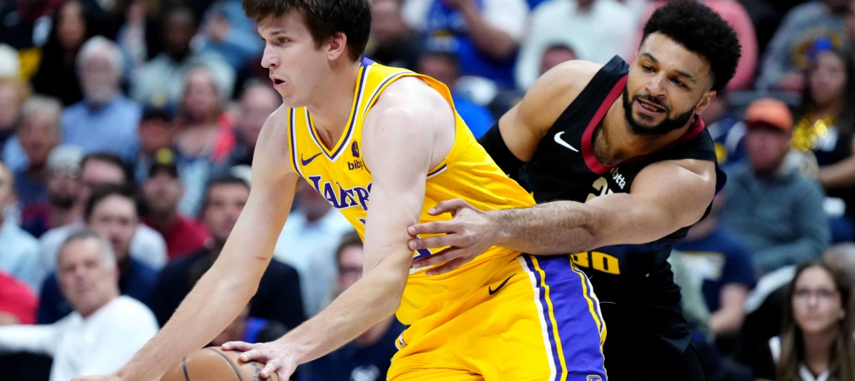 Lakers desperdiça grande vantagem e perde chance de empatar a série de playoffs contra o Nuggets