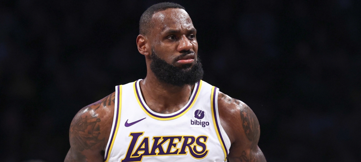 Kevin Garnett cita único jogador que pode quebrar o recorde de pontos de LeBron James