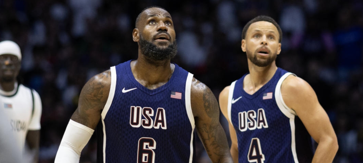 Revelada foto lendária do Dream Team recriada por LeBron James, Stephen Curry e Kevin Durant