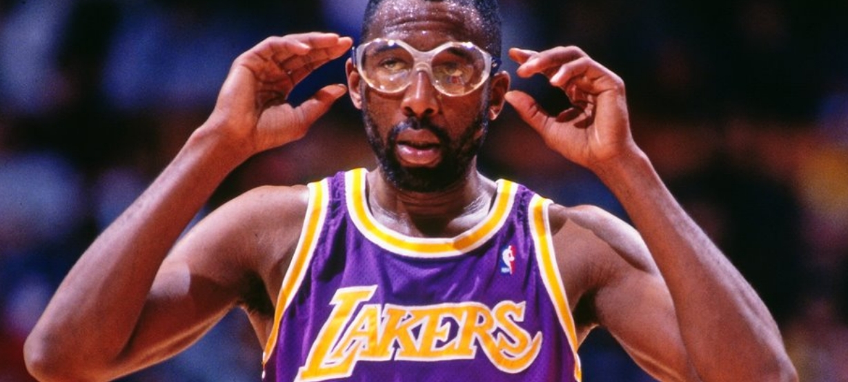 A troca que quase acabou com a dinastia Showtime do Lakers