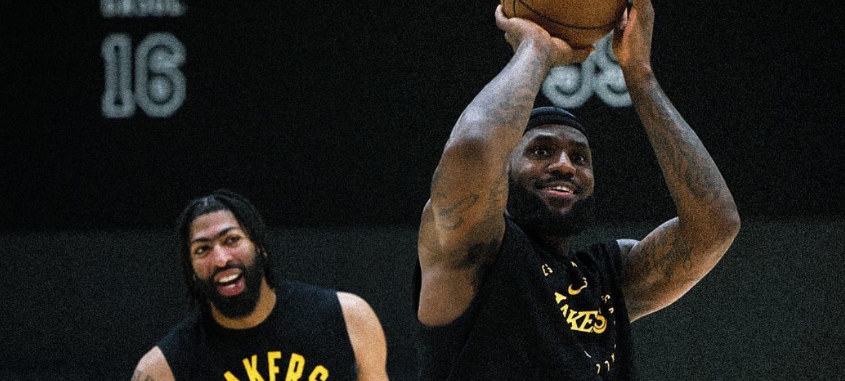 LeBron James e Anthony Davis voltam ao trabalho no Lakers