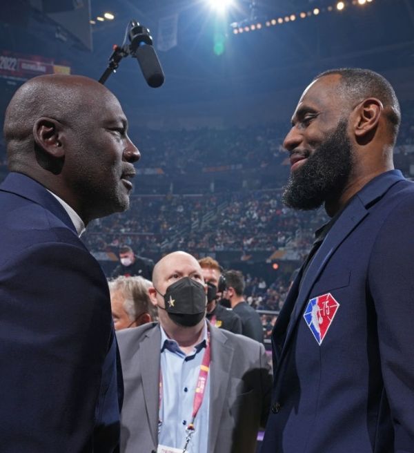 Quem é o maior na história da NBA: LeBron James ou Michael Jordan?