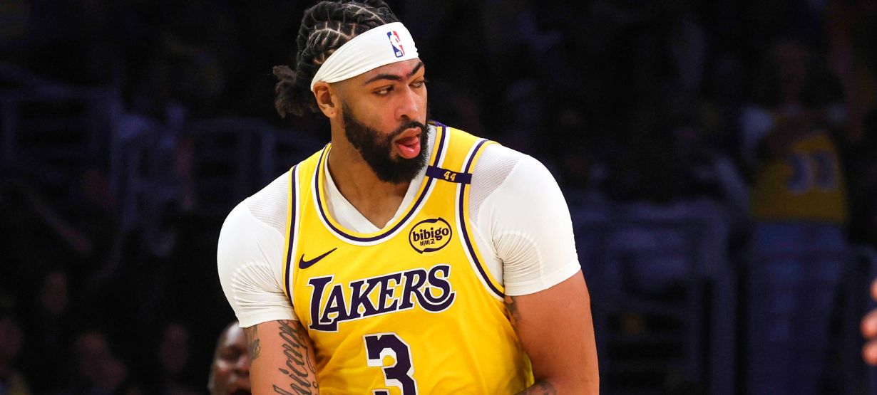 Anthony Davis não poupa palavras para elogiar comissão técnica do Lakers