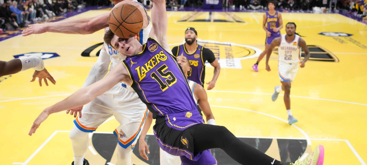 Austin Reaves sofre feia lesão em derrota do Lakers para o Thunder