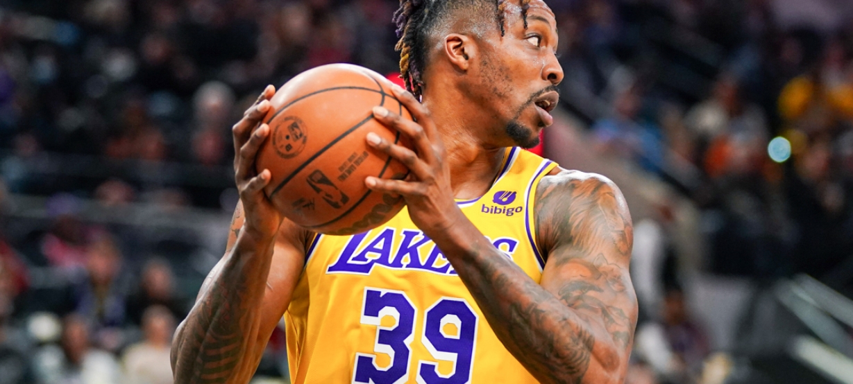 Dwight Howard quer desesperadamente voltar a jogar pelo Lakers