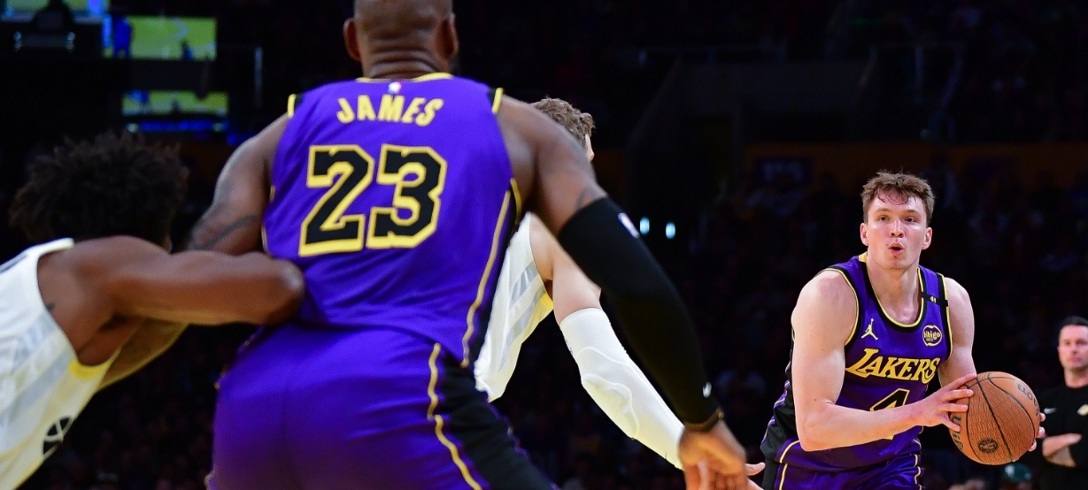 Lakers x Magic: onde assistir o jogo de hoje na NBA ao vivo