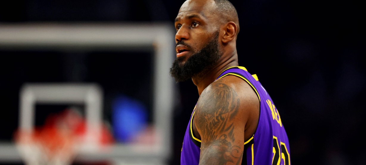 Porque LeBron James ainda vai jogar mais do que você imagina na NBA