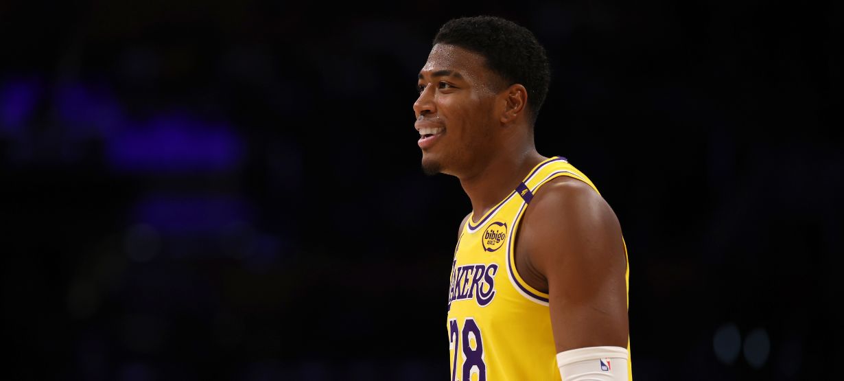 JJ Redick atualiza status de Rui Hachimura antes do jogo contra o Jazz