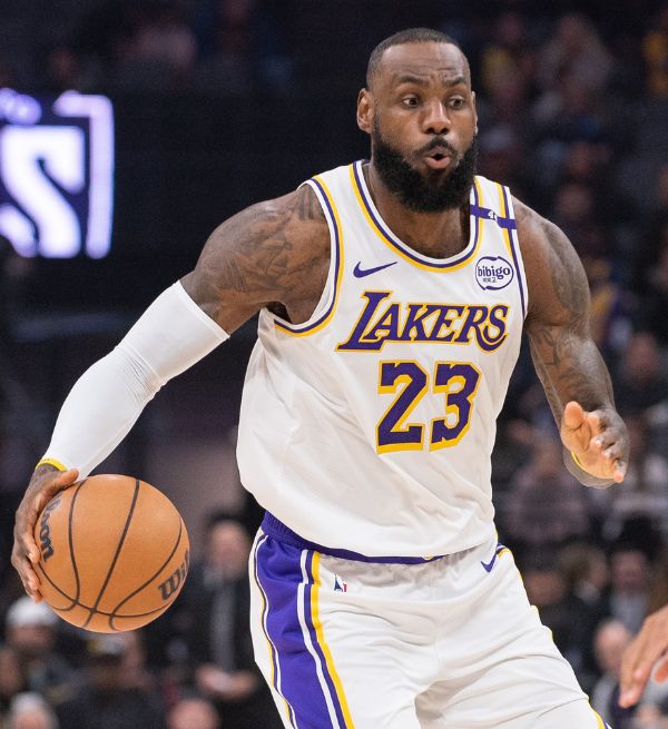LeBron joga hoje contra o Cavs? Veja lista de desfalques do Lakers