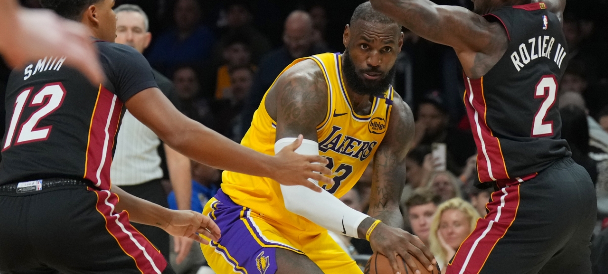 Lakers x Heat: onde assistir o jogo de hoje ao vivo na NBA