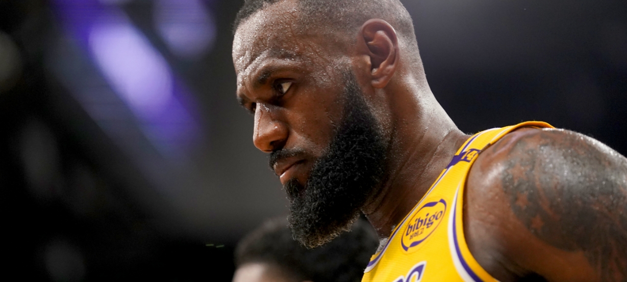 NBA: LeBron James manda recado após nova derrota do Lakers