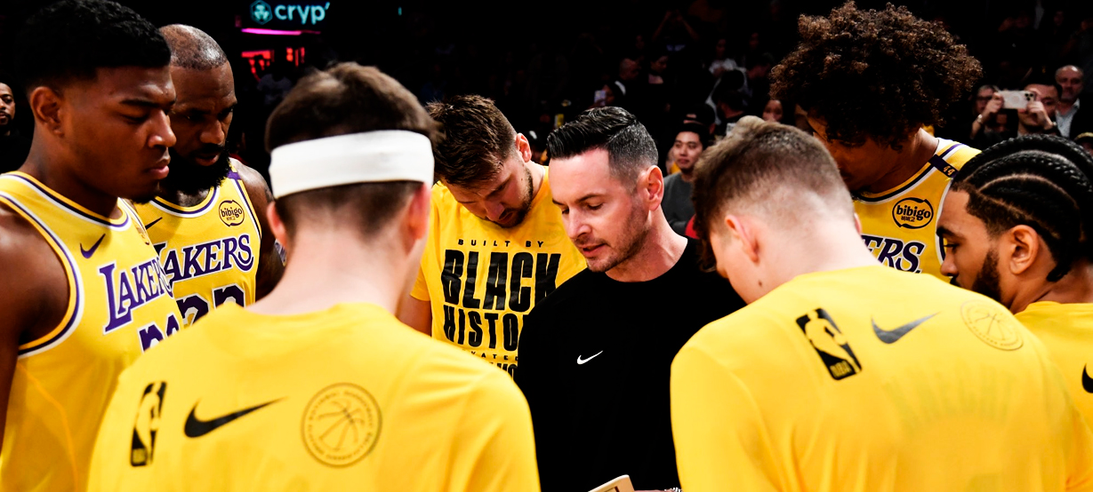 Lakers deve dizer adeus a dois jogadores nos próximos dias