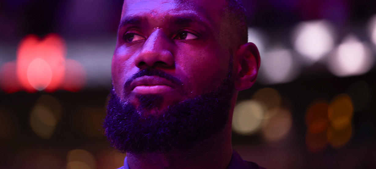 Em meio aos playoffs, LeBron James se aproxima de uma das maiores decisões da carreira