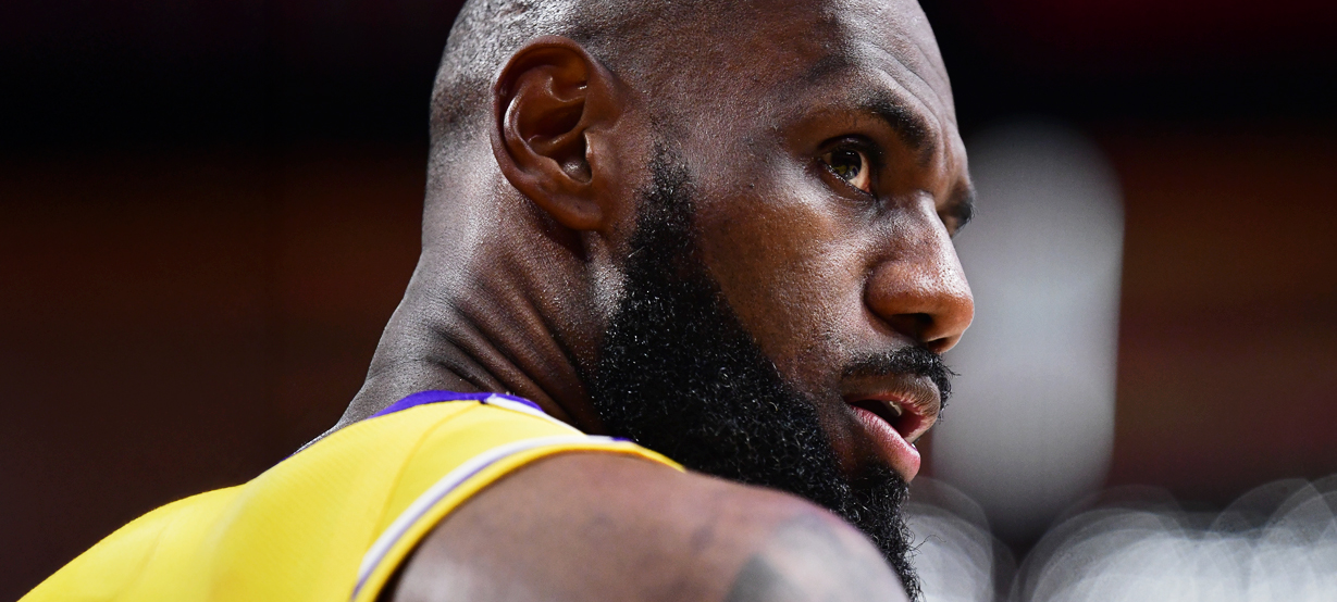 Precisamos falar seriamente sobre a atuação de LeBron James