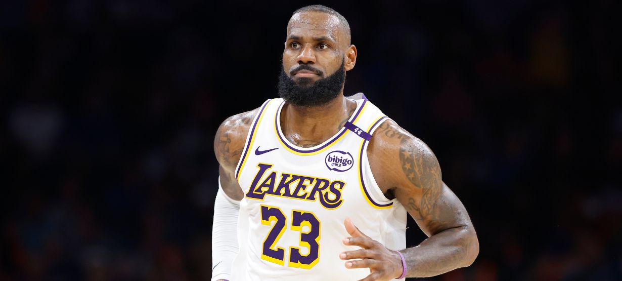 LeBron é o 6º atleta mais bem pago do mundo, mas perde para outro astro da NBA