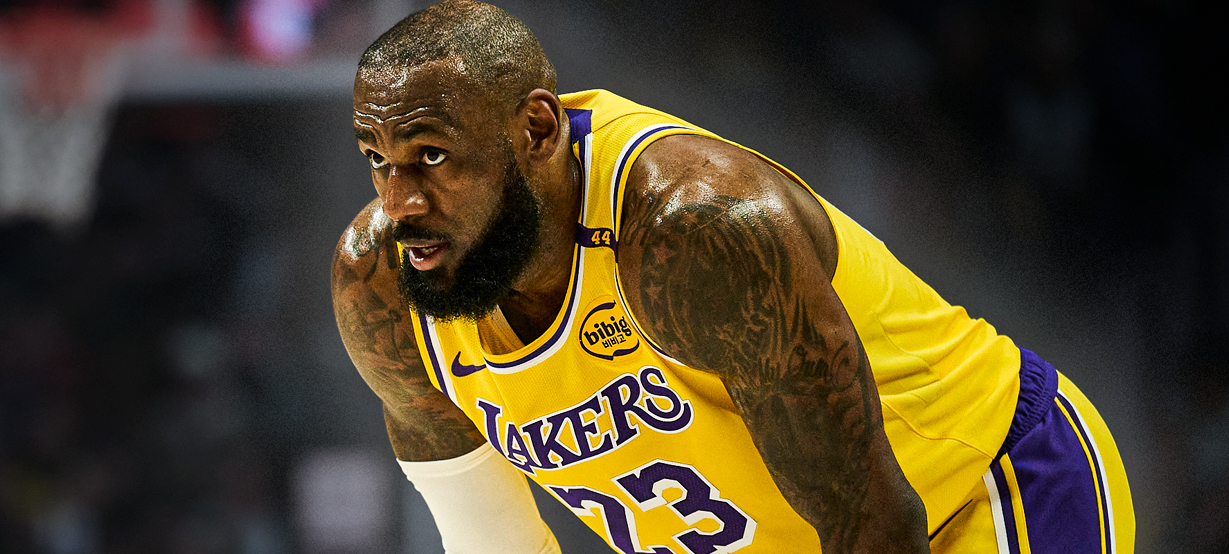 LeBron James crava seu futuro no Lakers e comenta sobre lesão