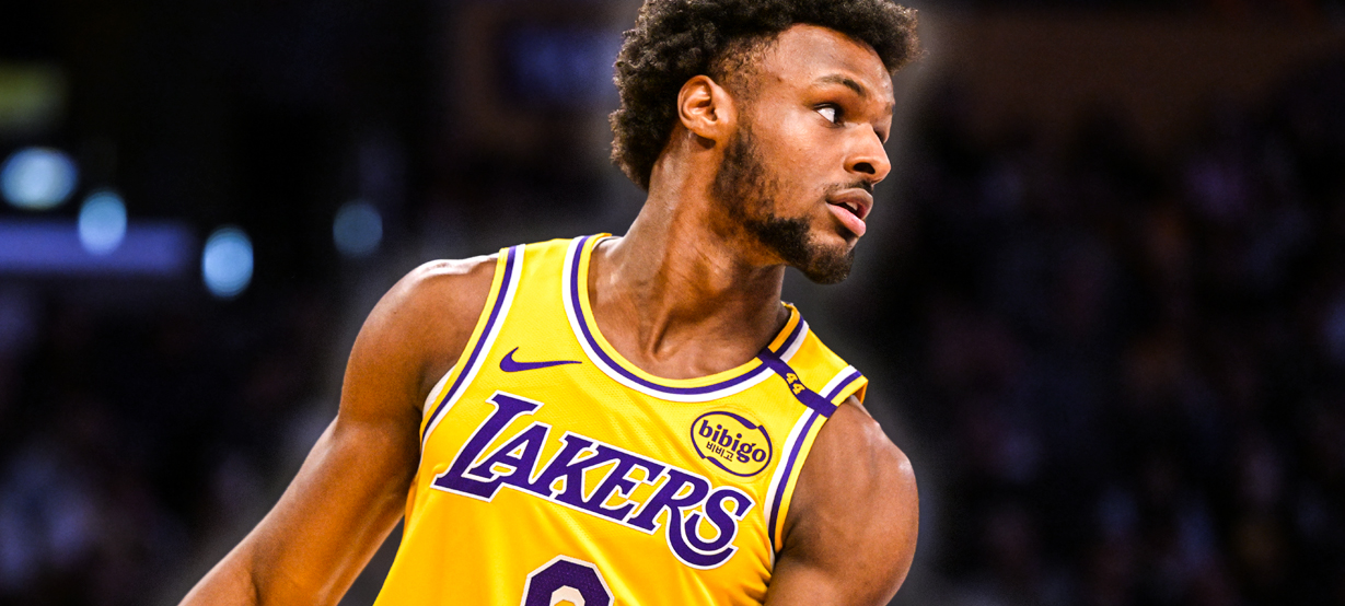 Lakers x Warriors: Onde assistir a estreia da California Classic hoje