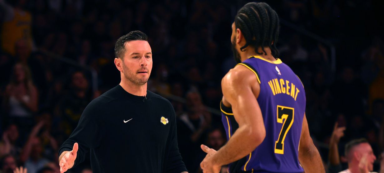 Intrigado, Lakers resolve dar chance a dois veteranos na próxima temporada