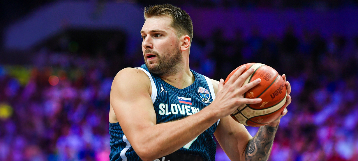 Luka Doncic continua sem vitórias na Eurobasket 2025