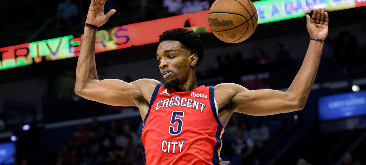 Lakers tem interesse em dois jogadores do Pelicans