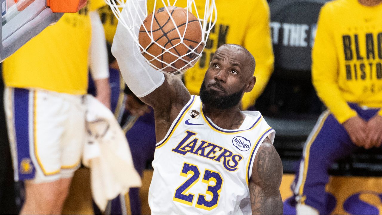 Em noite desastrosa para o Lakers, Lebron James atinge nova marca histórica