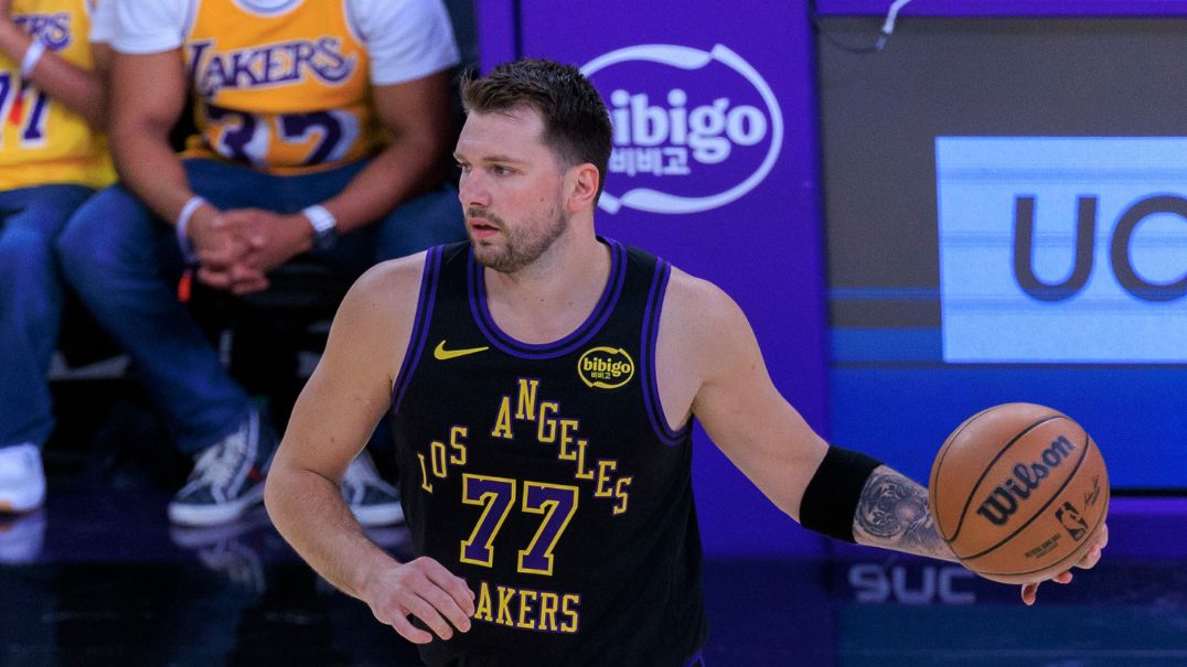 Luka Doncic explica decisão bizarra que custou jogo do Lakers