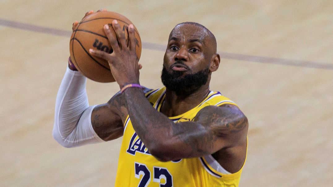 Lakers decide mais um clutch time e engata 6ª vitória seguida