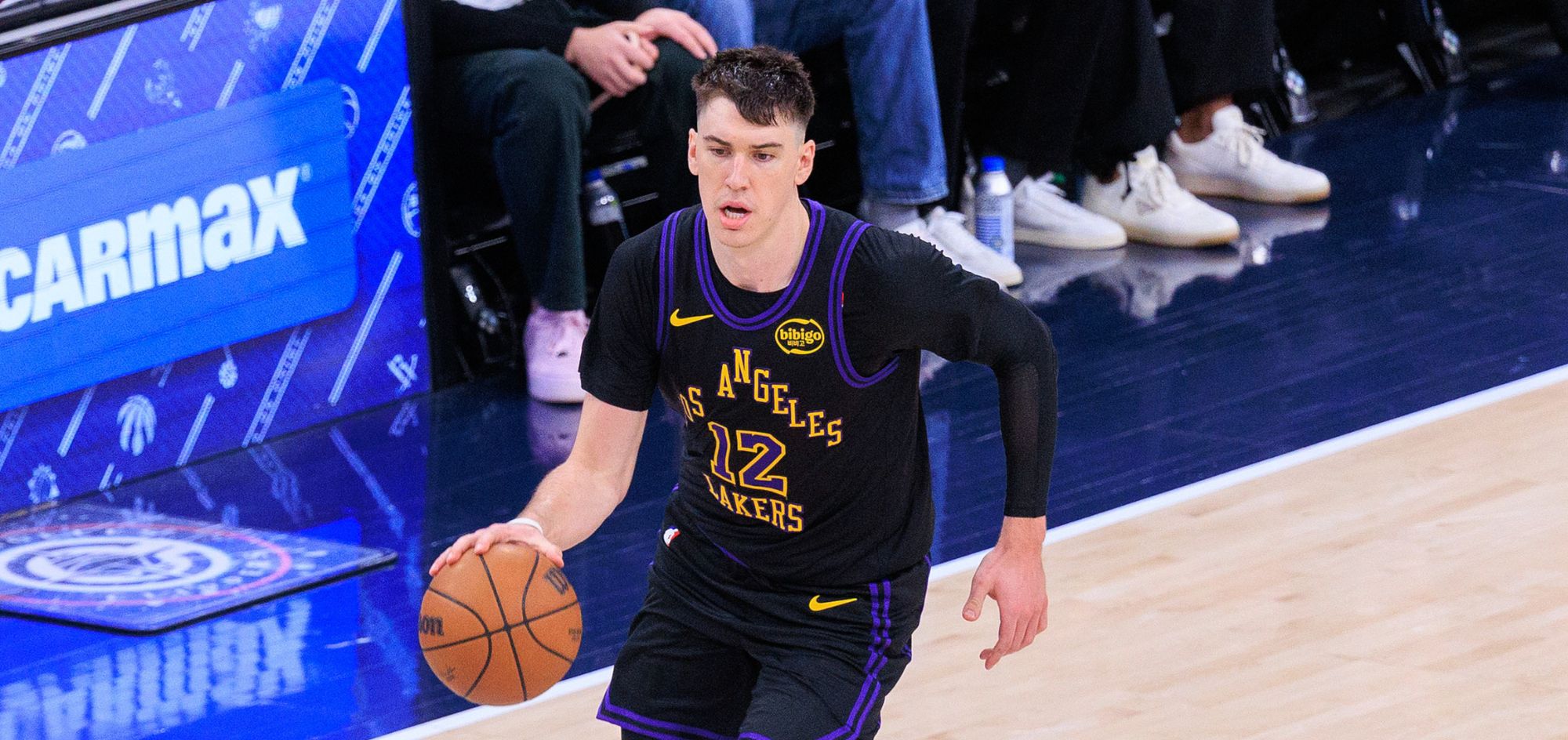Jake LaRavia encerra temporada regular sem nenhum desfalque