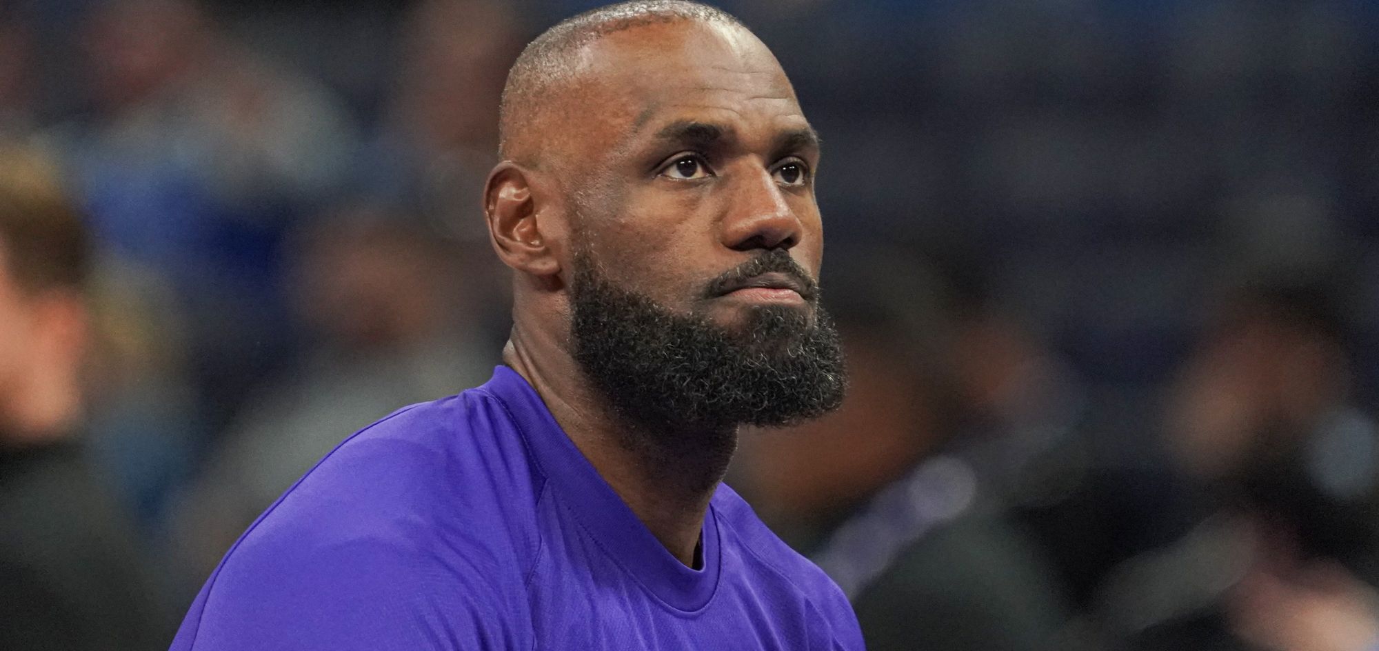 LeBron James quer ficar no Lakers, mas não descarta aposentadoria