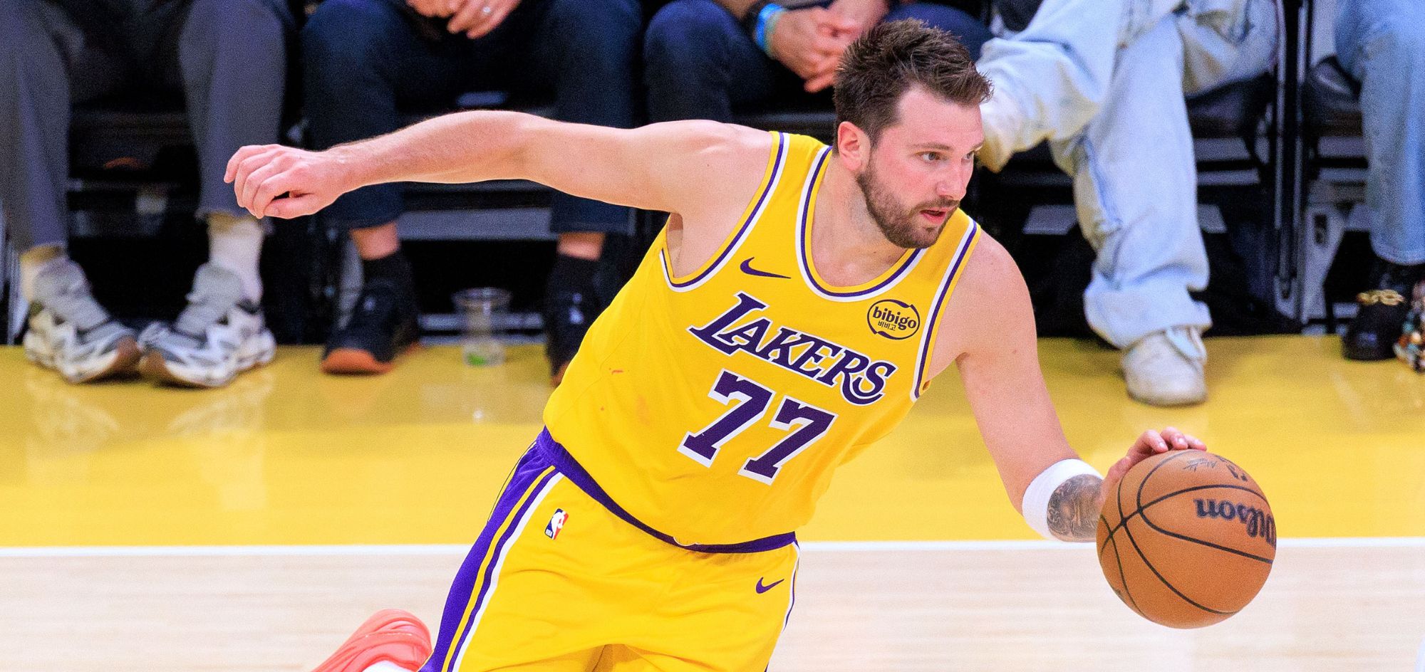 Após rever as filhas, Luka Doncic já tem data de retorno ao Lakers