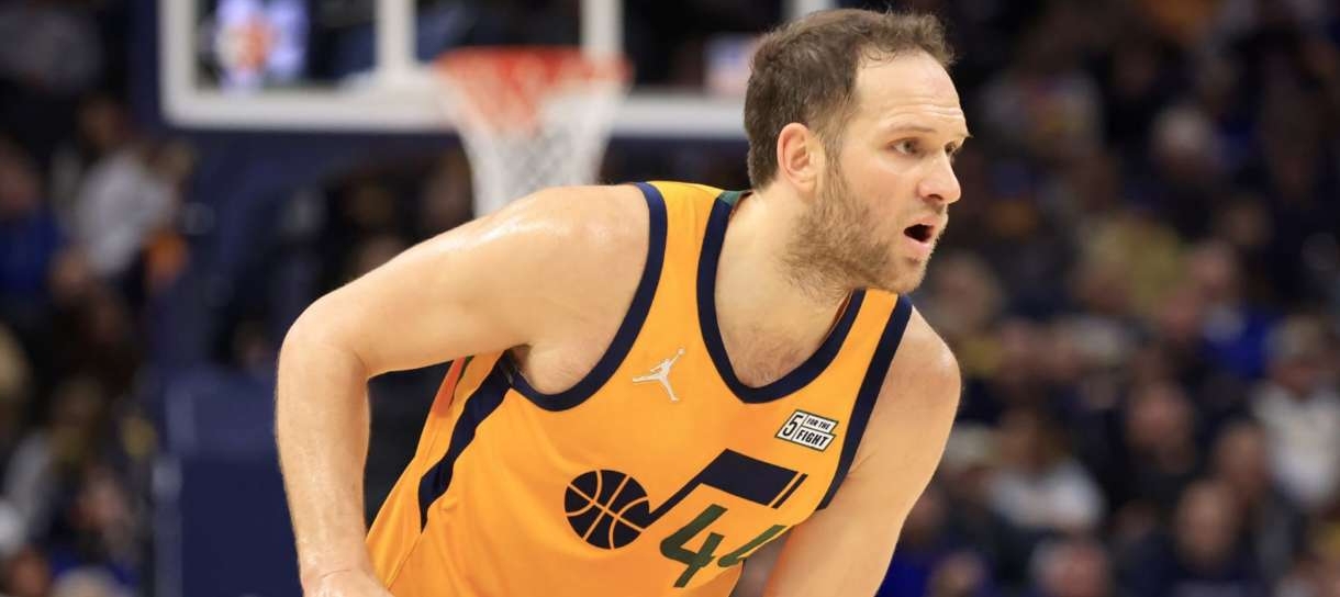 NBA Lakers perde a chance de fechar com Bojan Bogdanovic
