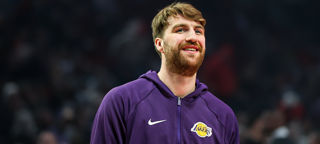 Precisamos falar das atuações surpreendentes de Drew Timme no Lakers