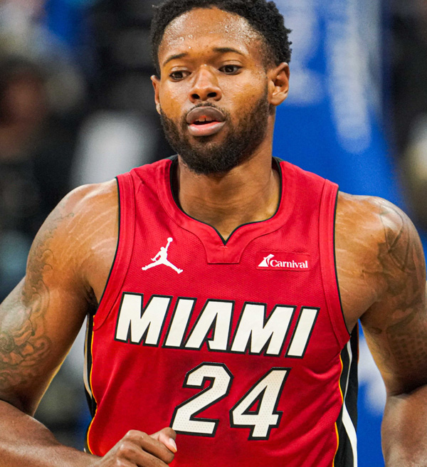 Lakers mira dois jogadores no mercado de buyout da NBA