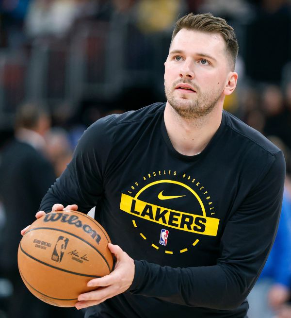 Luka Doncic passa Nikola Jokic na corrida para MVP da NBA