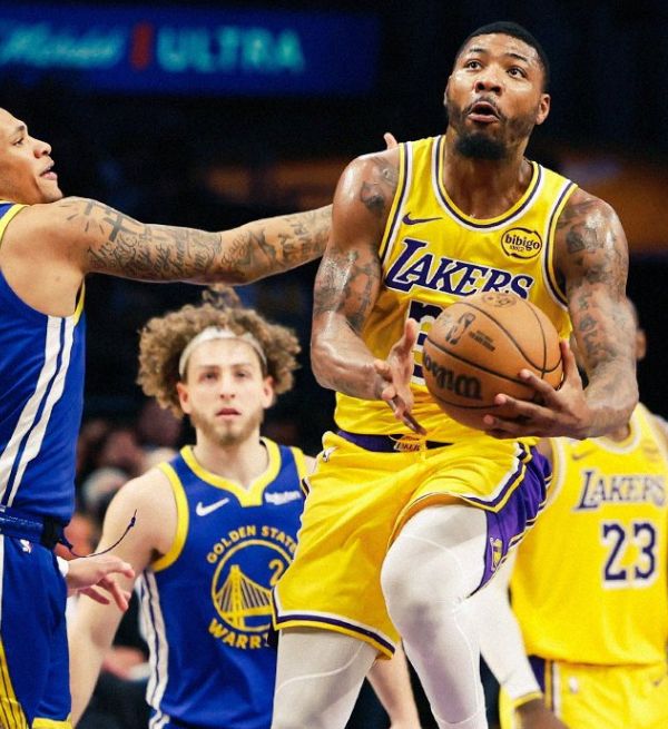 Com ótimo jogo coletivo, Lakers vence o Warriors de virada