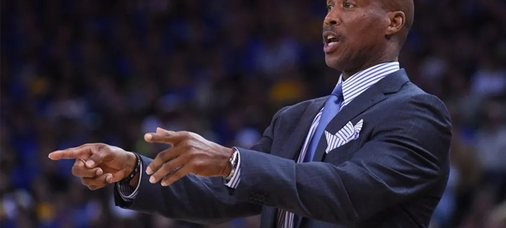 Byron Scott ainda não planeja mudanças no time