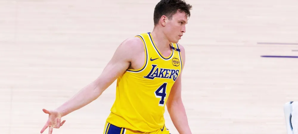 Lakers acredita que Knecht deve ser mais aproveitado na temporada 2026-27
