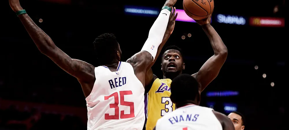 Lakers encerra a temporada contra o Clippers em Los Angeles