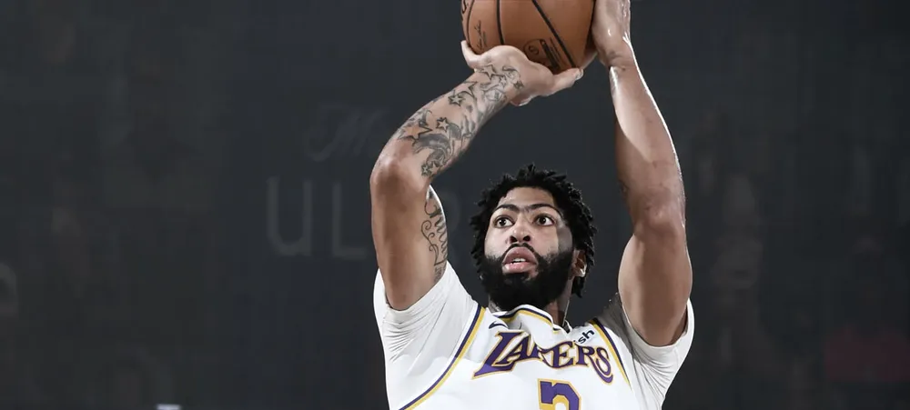 Lakers: Anthony Davis revela pedido especial do técnico Frank Vogel