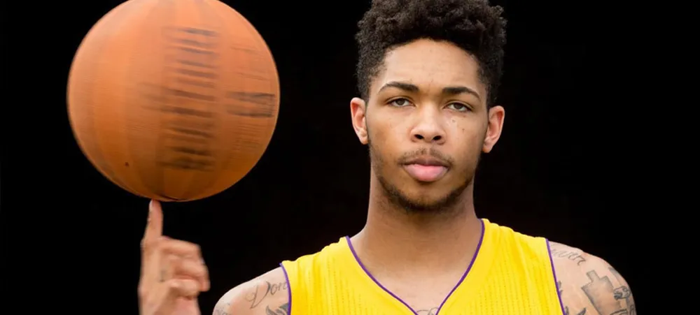 Ingram terá melhor carreira que Simmons de acordo com calouros